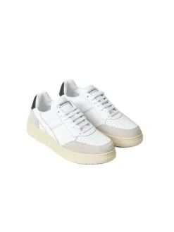Sneakers Basket Bassa In Action Leather Ed Inserti In Suede Logo Dietro - Nero
